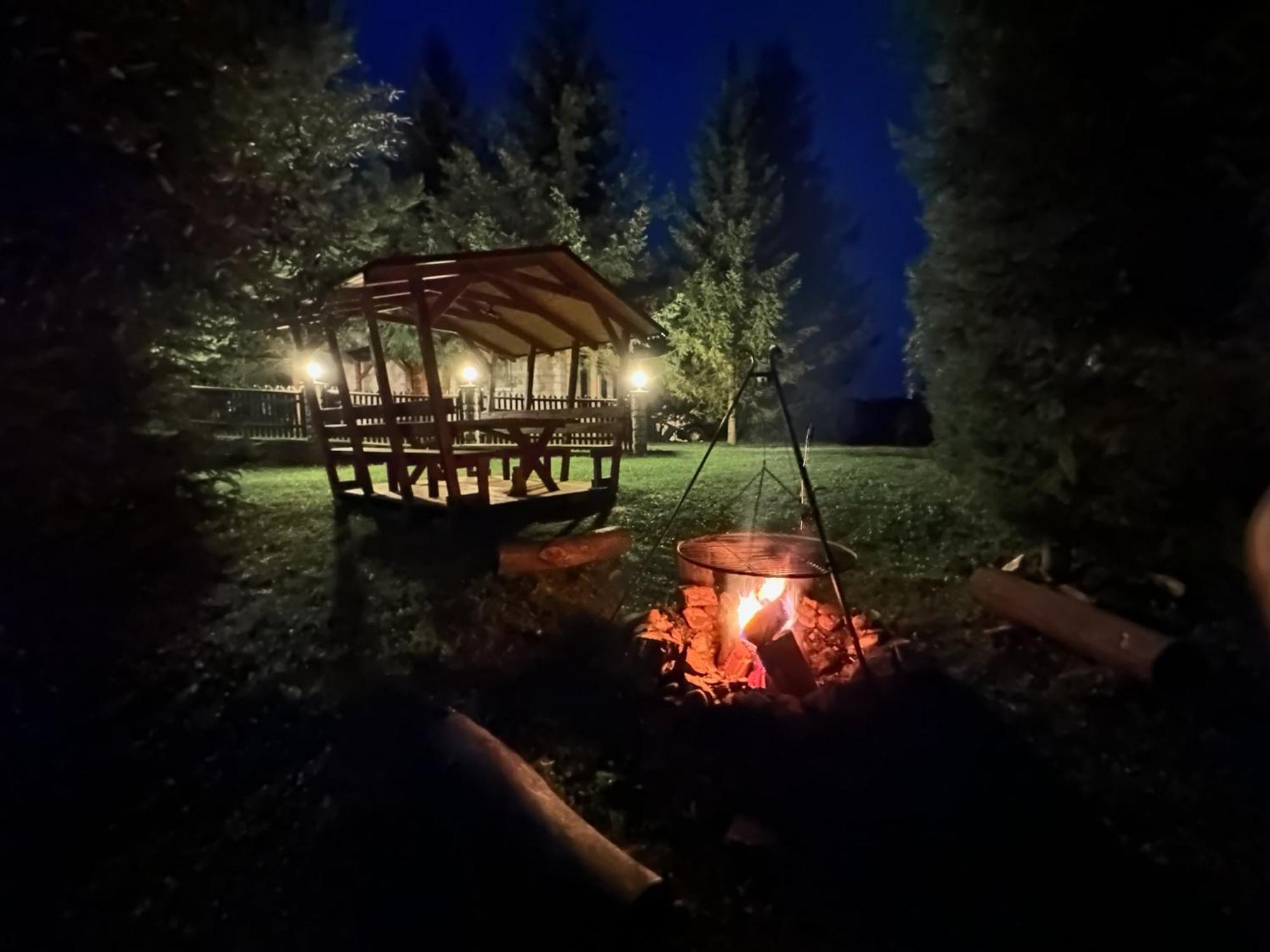 Urocza Chata Z Sauna W Bieszczadzkim Parku Krajobrazowym Villa Bukowiec  Exterior photo